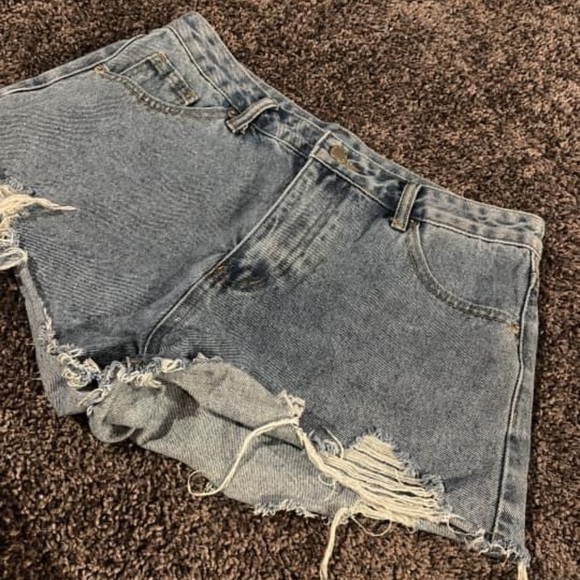 Care Bears shorts - Picture 2 of 2